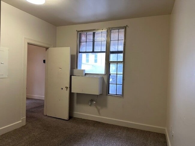 Photo - 2nd Floor Apartment For Rent In Harrisburg... Unit A6