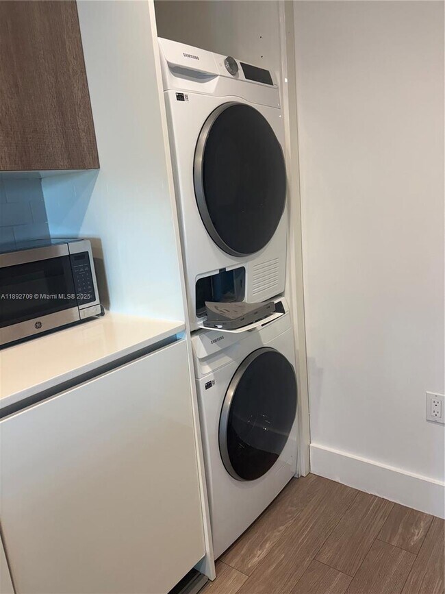 Photo - 1025-1092 92nd St Unit 701