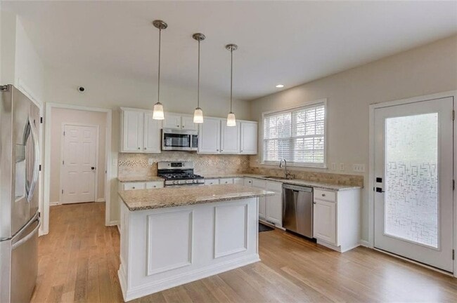 Photo - 5135 Amberden Hall Dr