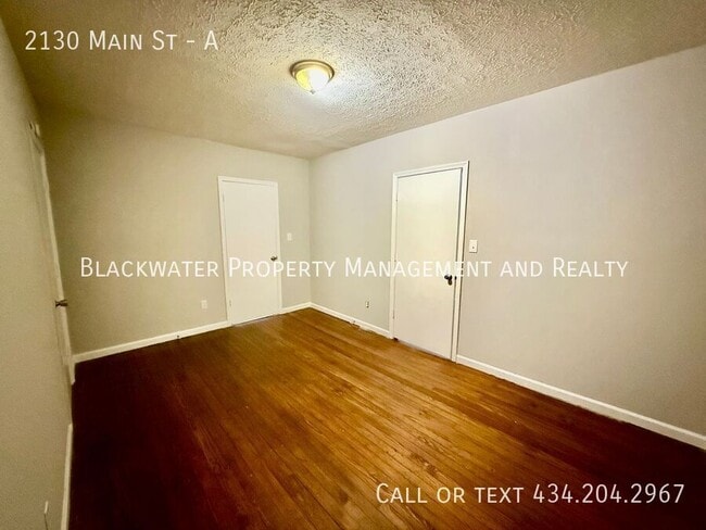 Photo - 2130 Main St Unit A