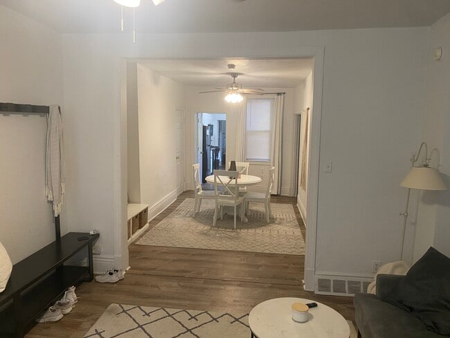 Photo - 2109 Jane St