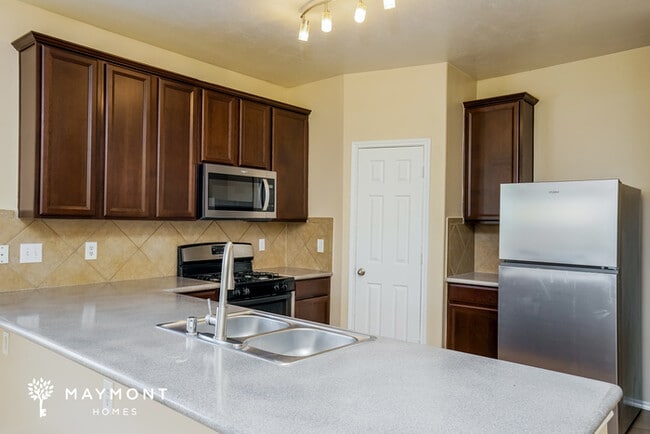 Photo - 9215 Kransbury Ln