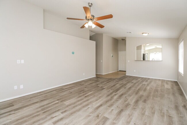 Photo - 10944 E Delta Ave