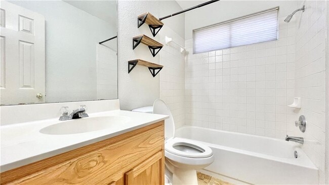 Photo - 3553 Rock Shelf Ln