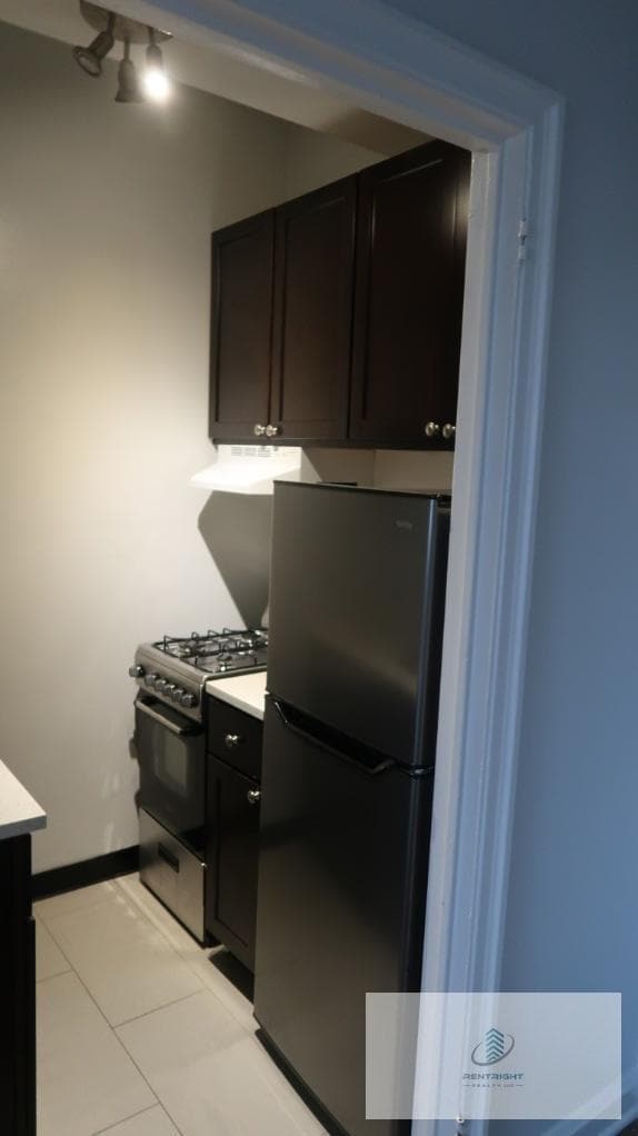 Building Photo - 534 W Stratford Pl Rental