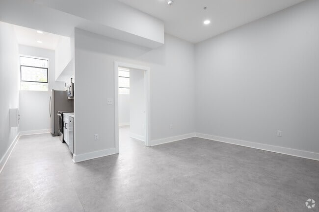 1BR, 1BA - 700SF - Living Room