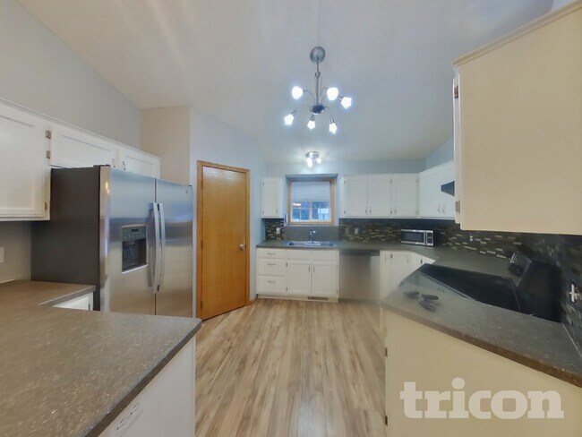 Photo - 1214 Widgeon Way