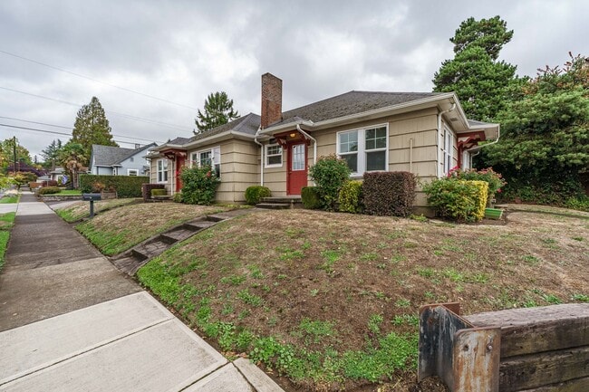 Photo - Rushbanks Unit 220