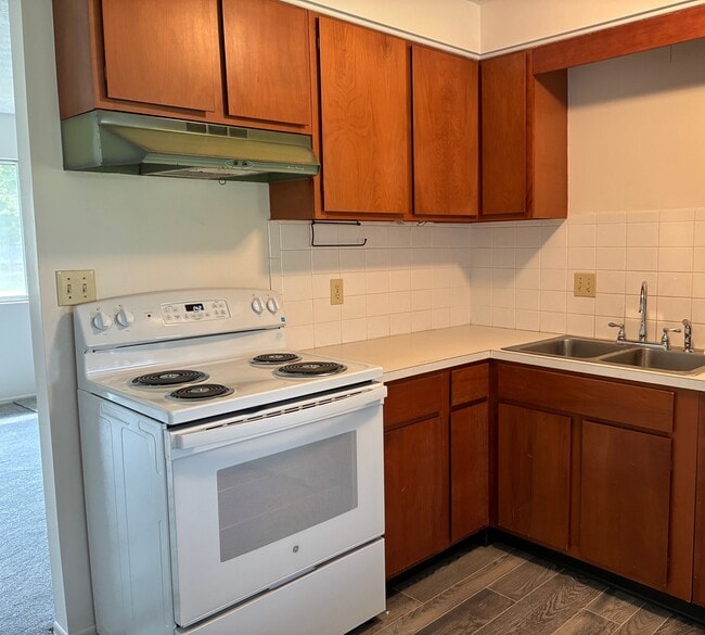 Photo - 7545 Rob St NW Unit 7545 Rob Ave NW