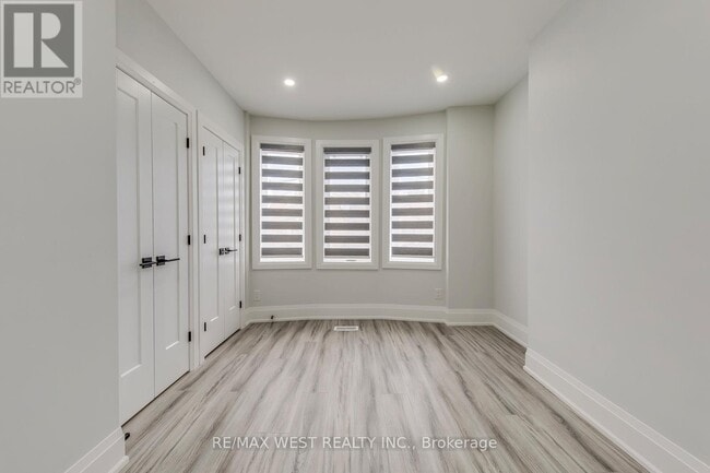 Photo - 1190 Ossington Ave