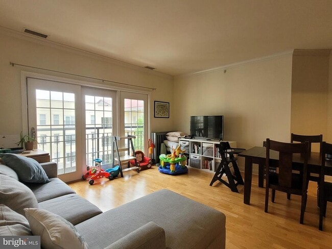 Building Photo - 500 Admirals Way Unit 429 Rental