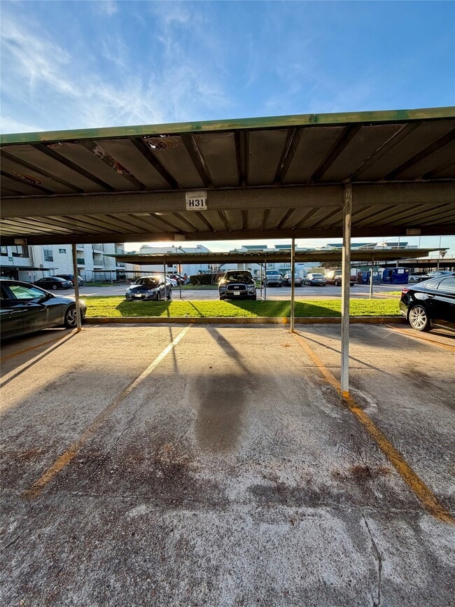 Photo - 2822 S Bartell Dr Unit 31