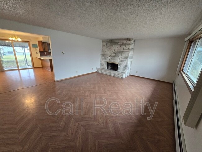 Photo - 4023 N Argonne Rd