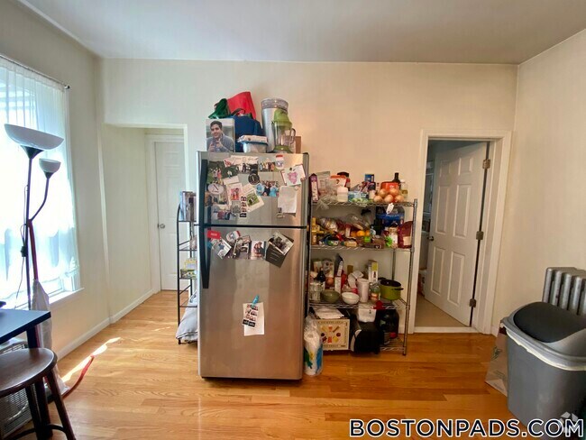 Building Photo - 375 Prospect St Rental