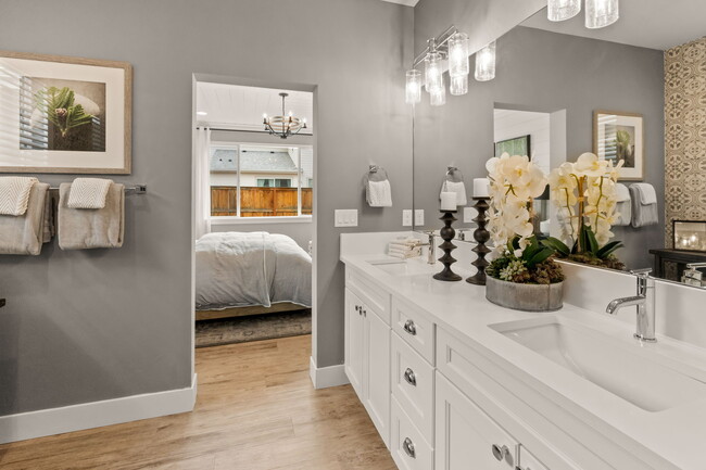 Photo - 1516 Wild Bill Way