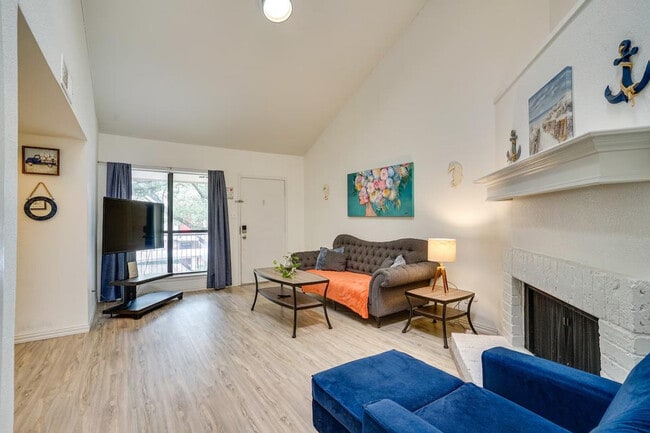 Photo - 6648 E Lovers Ln Unit ID1385662P