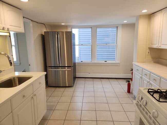 Photo - 62 Mason St Unit 2R