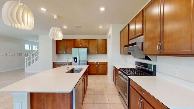 Photo - 4900 Blistering Way