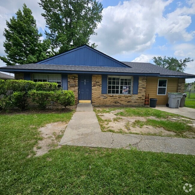Building Photo - 826 Sherron Ave Rental