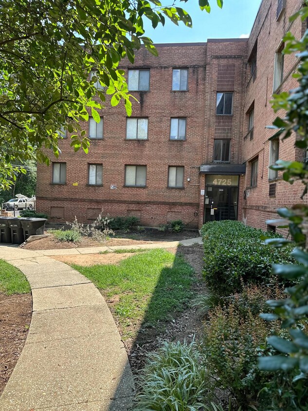 3 Bed 1 Bath SW DC - 3 Bed 1 Bath SW DC