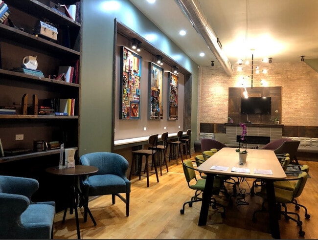 Photo - 1432 W 21st St,