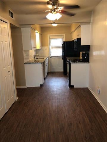 Photo - 103 W Brown St Apartment Unit 5