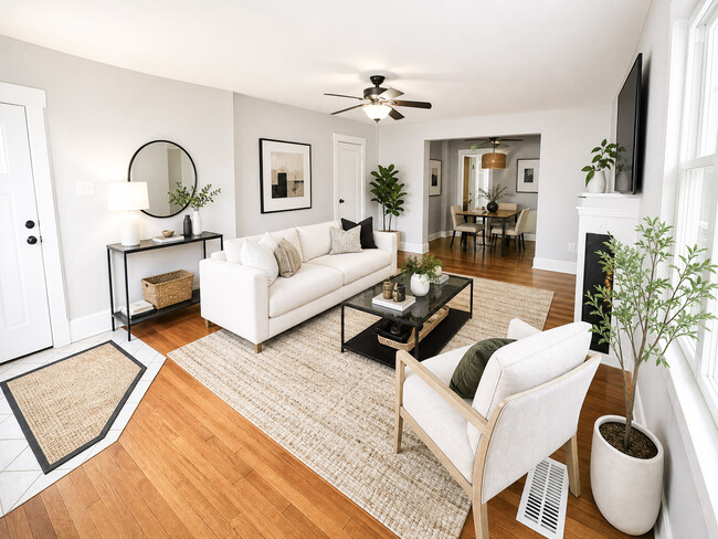 Building Photo - 6606 Dalzell Pl Unit 6606-1