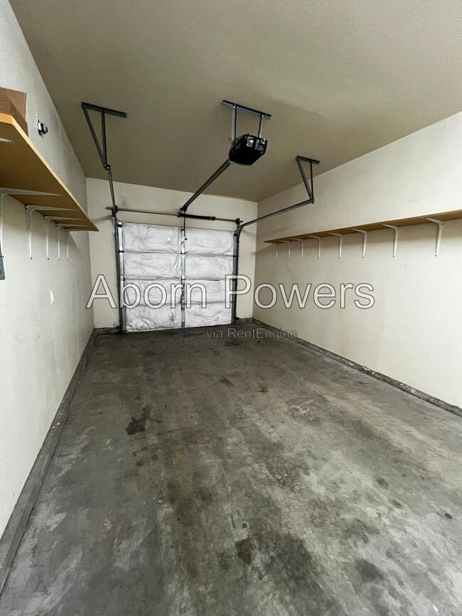 626 Pearl Pl