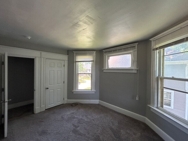Photo - 3 bedroom 1 bath house in Davenport