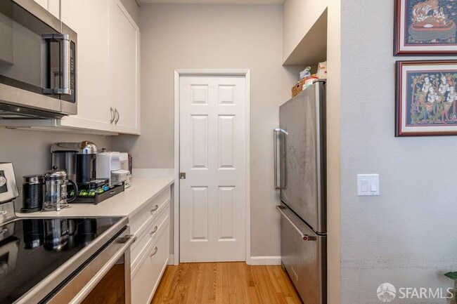 Photo - 2075 Sutter St
