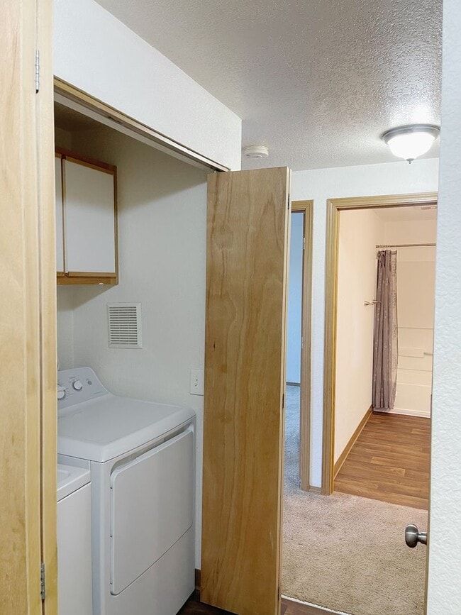 Photo - Beautiful 2 Bedroom Apartment Coming Avail... Unit 15