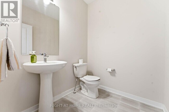 Photo - 742 Tincture Pl