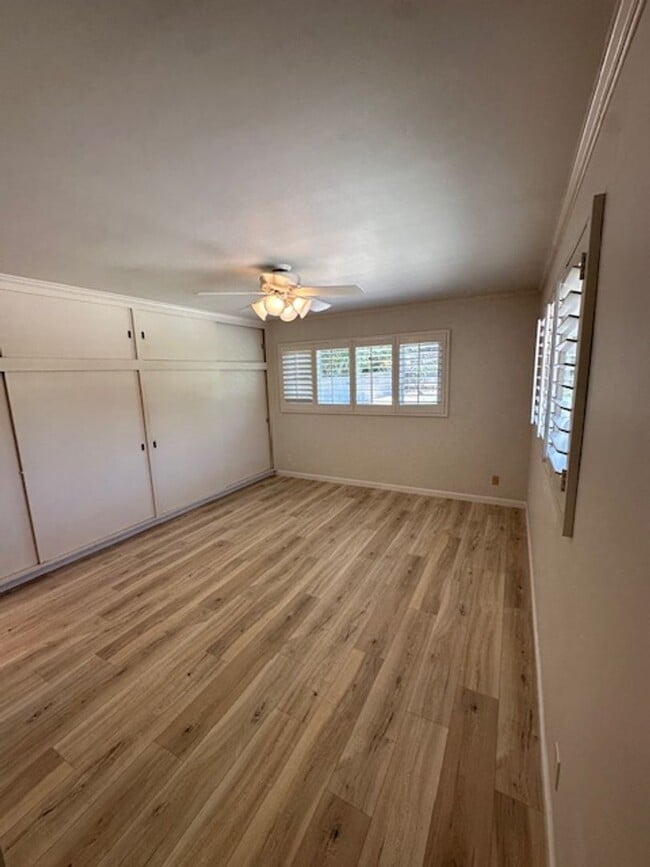 Photo - 1112 Radcliffe Ave