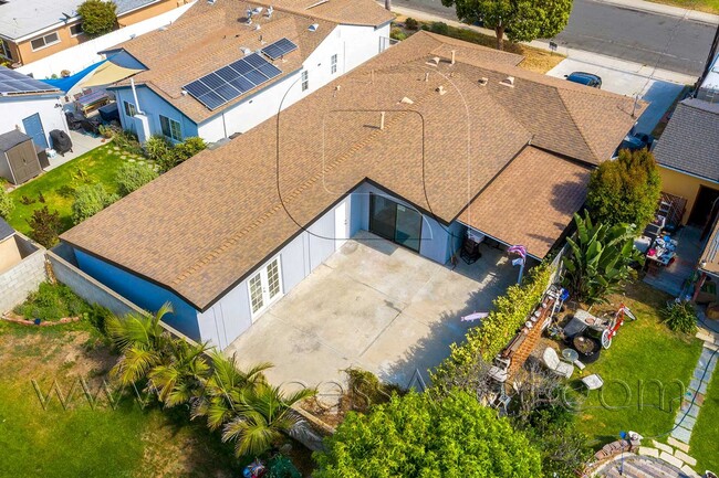 Photo - Spacious 3-Bedroom Torrance Home with Private Yard & Modern Interior