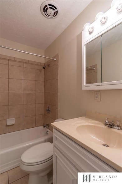 Photo - 3401 Sherwood Dr