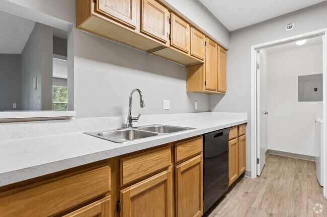 2BR, 2BA - 1,000SF - Kitchen - Club Meridian