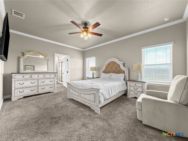 Photo - 1606 Black Kettle Trl