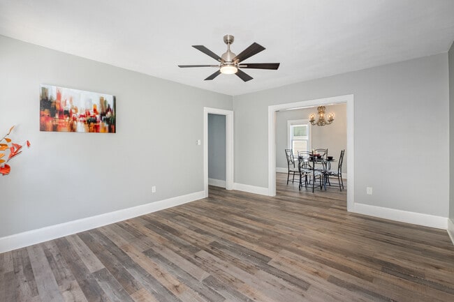 Photo - 5314 Section Ave