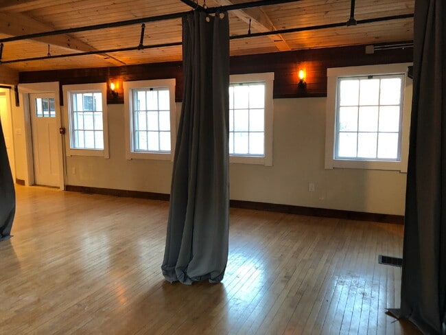 Photo - 13 Tavern Wy