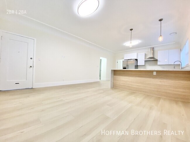 Photo - 865 N Las Palmas Ave Unit 863