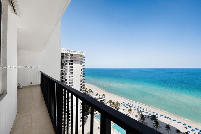 Building Photo - 2401 S Ocean Dr Unit 2402