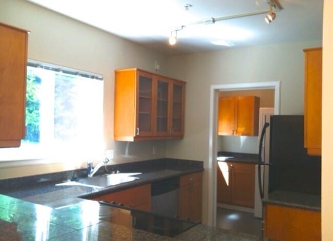 Photo - 1645 S 288th St