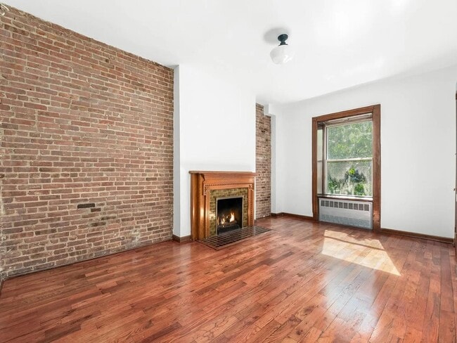 Photo - 145 W 80th St