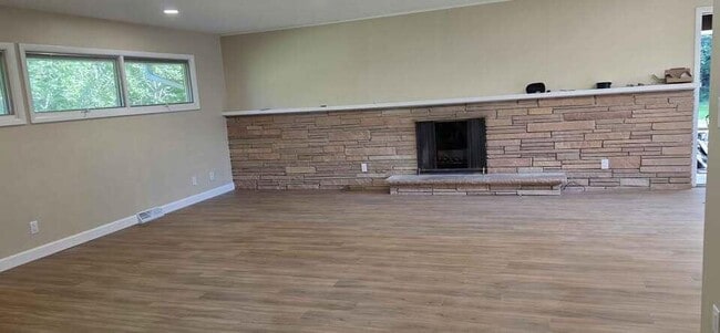 Photo - 4129 Scenic Ave