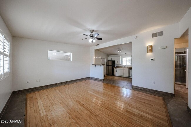 Photo - 1219 E Colter St