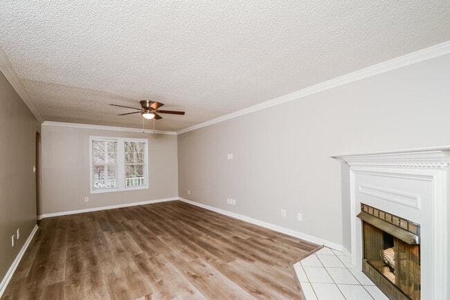 Photo - 109 S Lintel Dr