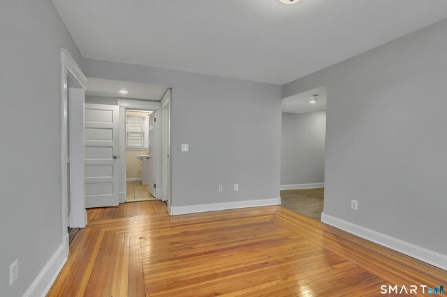 Photo - 50 Clinton St Unit First Floor