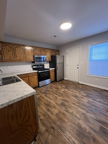 Photo - 124 Ballygar St Unit E