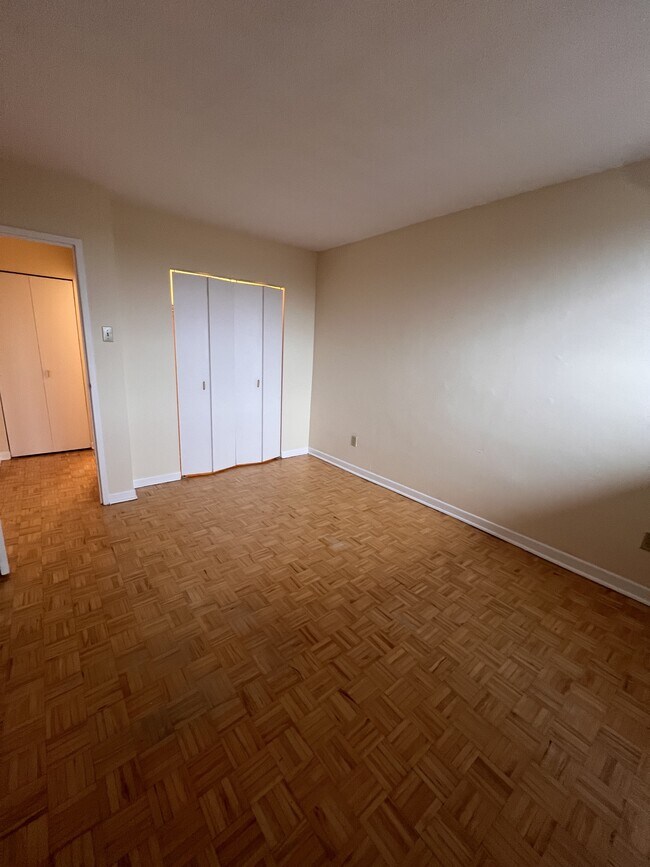 Photo - 345 Laurier Ave E Unité 805