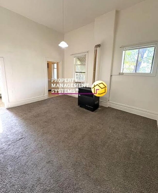 Photo - 1 Bedroom Apartment in the Avenues! Unidad #04